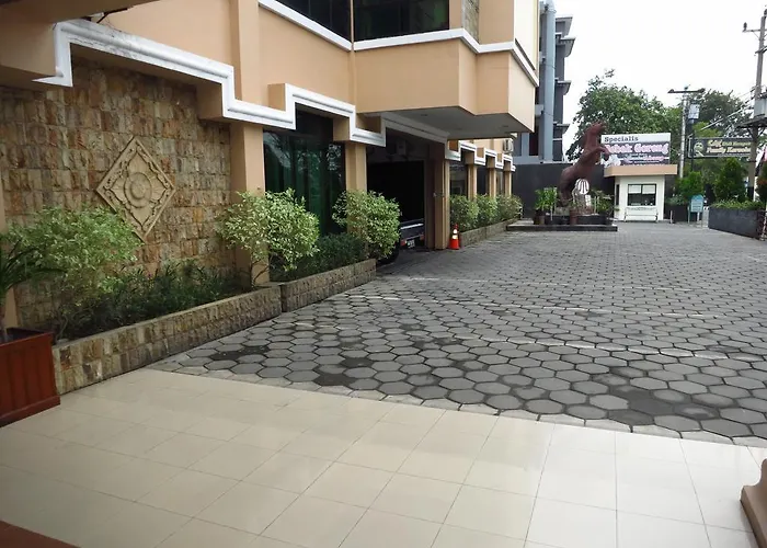 Grand Setiakawan Hotel Surakarta 